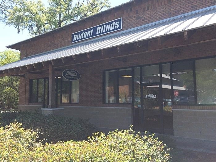 Hunter Douglas Dealer Image